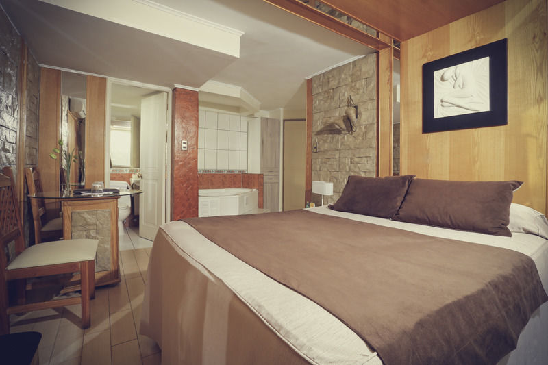 Cosmopolita Hostel Santiago del Cile Esterno foto